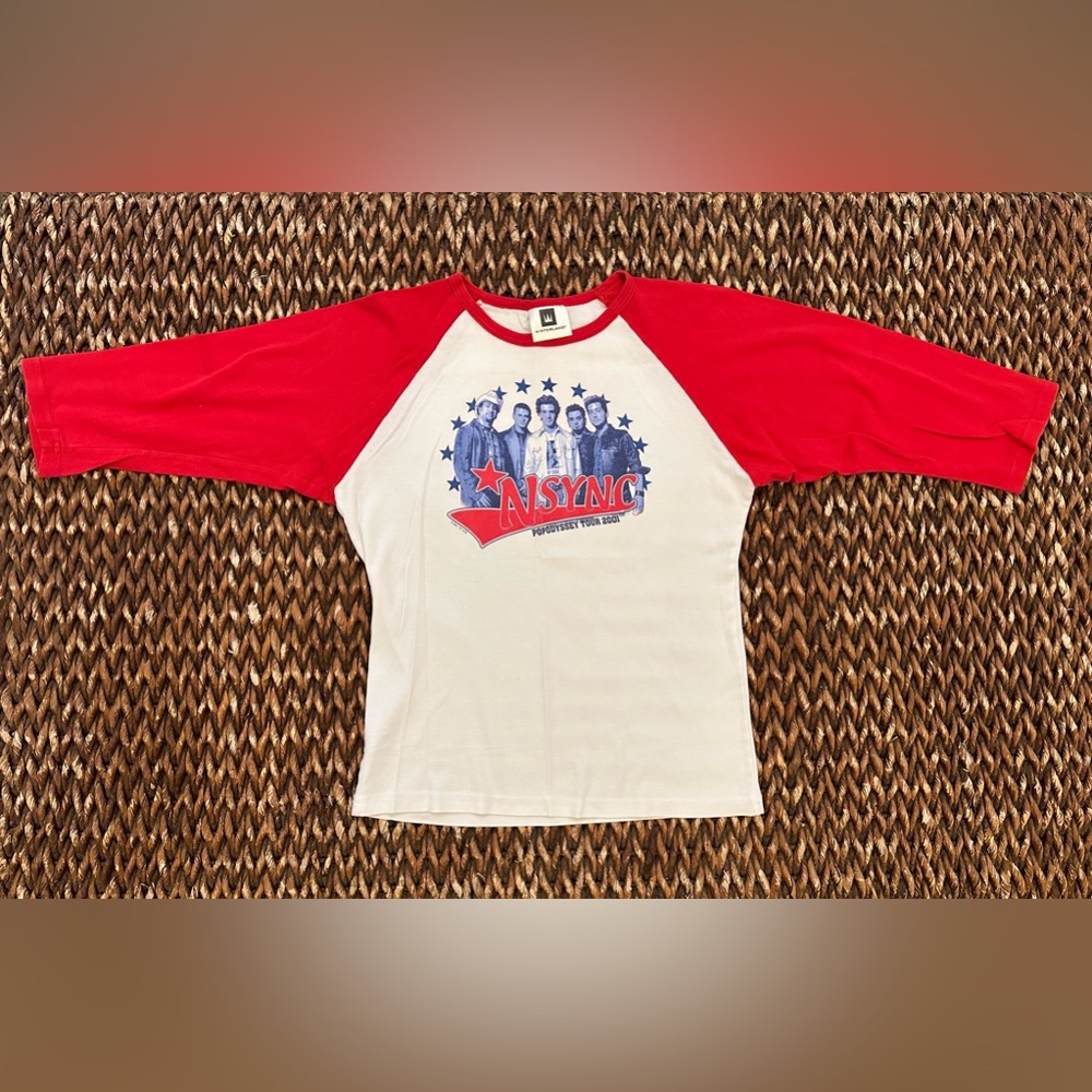 Vintage 2001 NCYNC Pop Odyssey Tour tshirt. Size Large.